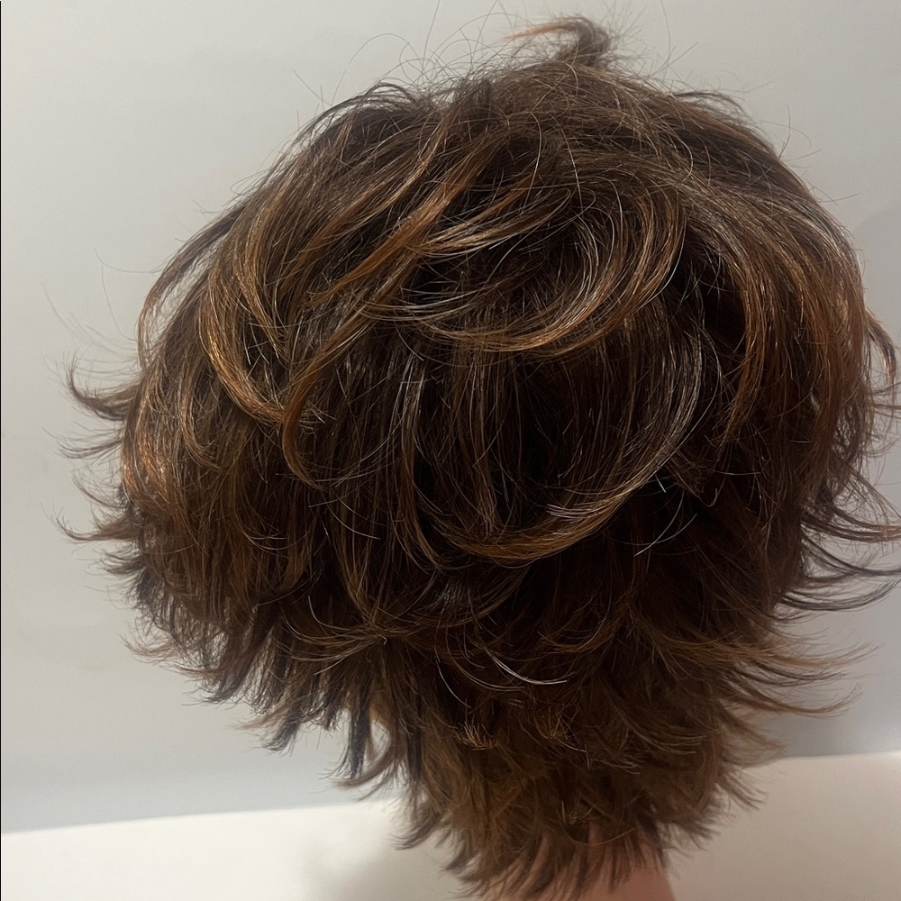 Brown Layered Short Wig with Bangs - Women Hair - Picture 7 of 9